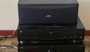 Sprzedam sprzęt audio JVC
