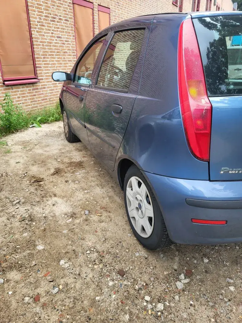 Sprzedam Fiata Punto benzyna