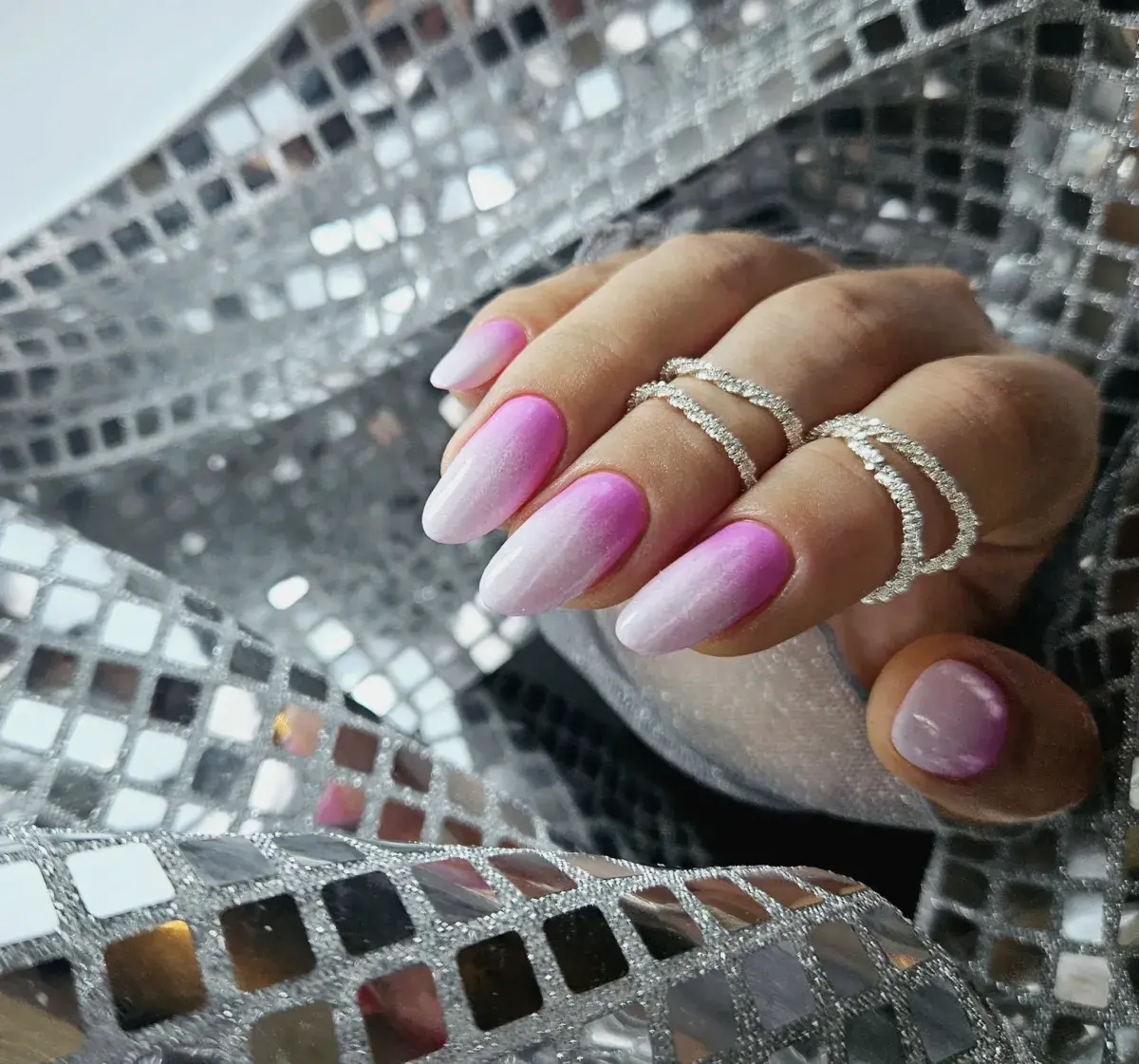 Stylizacja paznokci oraz pedicure kosmetyczny - Hoek van Holland | HOEK VAN HOLLAND